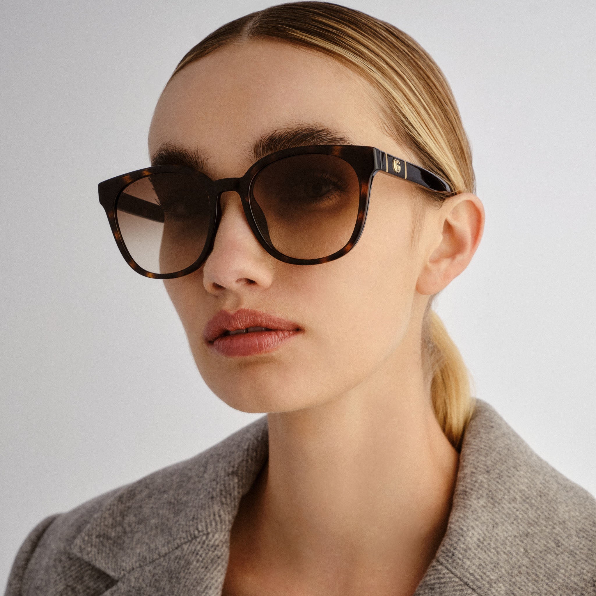 GUCCI-GG1122SA-002-5620-SUNGLASSES